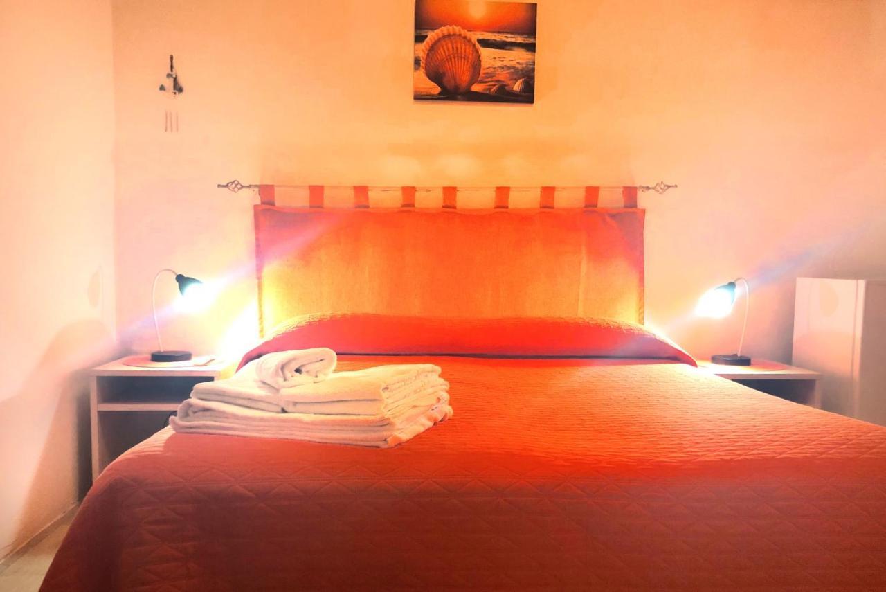 Dimora Il Girasole Hotell Torre San Giovanni Ugento Exteriör bild