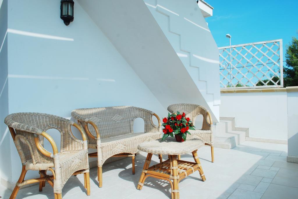 Dimora Il Girasole Hotell Torre San Giovanni Ugento Exteriör bild