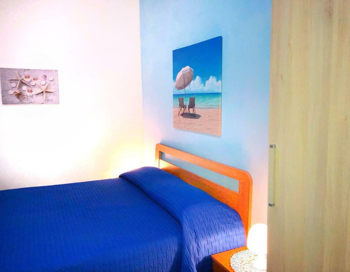 Dimora Il Girasole Hotell Torre San Giovanni Ugento Exteriör bild